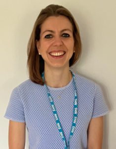 A photo of Dr Emma Williams, a winner of a 22/23 Outstanding Thesis Prize for Life Sciences and Medicine